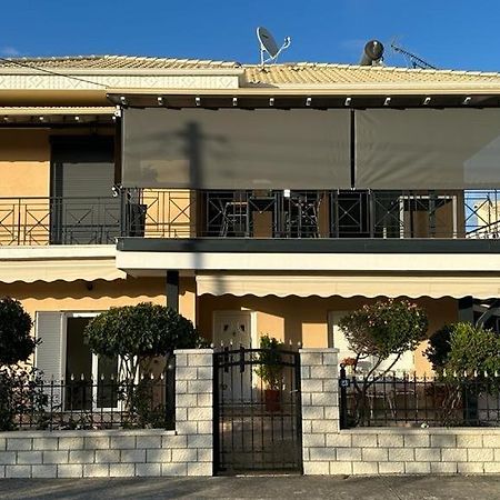 Ioulia'S Apartments بلاتاريا المظهر الخارجي الصورة