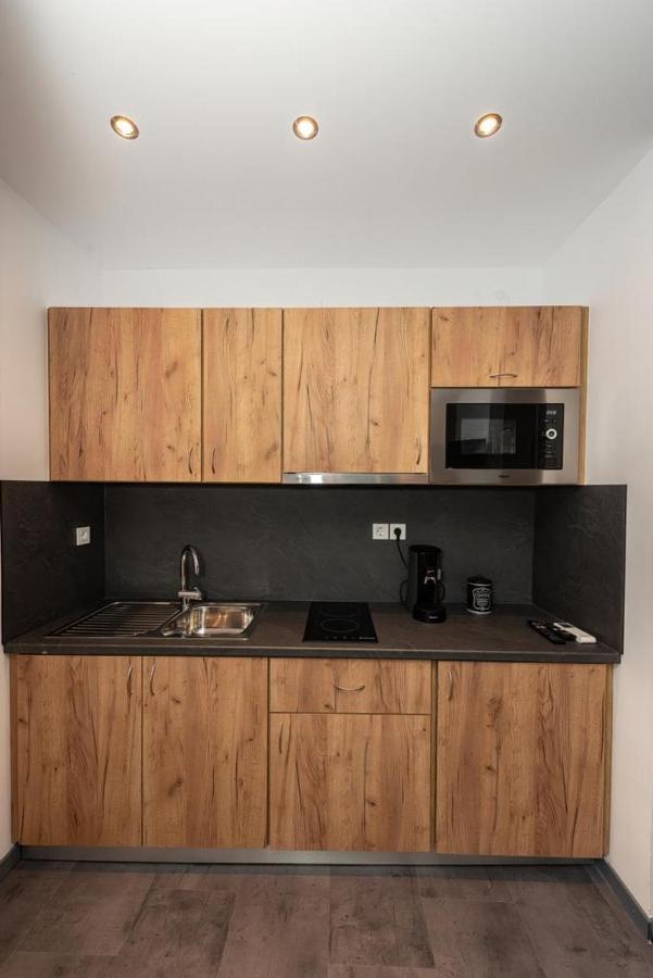 Ioulia'S Apartments بلاتاريا المظهر الخارجي الصورة